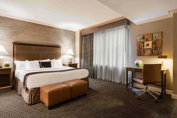 Room 2 of 22