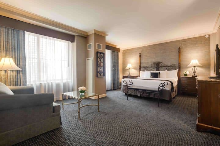 Room 12 of 22